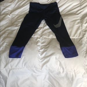 Nike dri fit cropped legging
